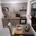 Apartments Vili شقة سوبيتارسكا دراغا