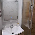 Apartments Vili *