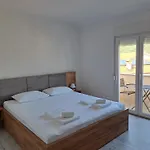 Apartments Vili * سوبيتارسكا دراغا