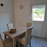 Apartments Vili شقة سوبيتارسكا دراغا