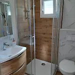 Apartments Vili *