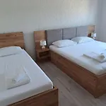 Apartments Vili