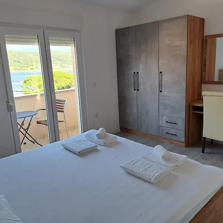 Apartments Vili