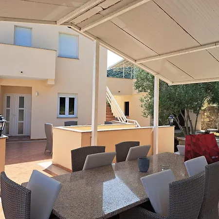 Apartments Vili شقة سوبيتارسكا دراغا